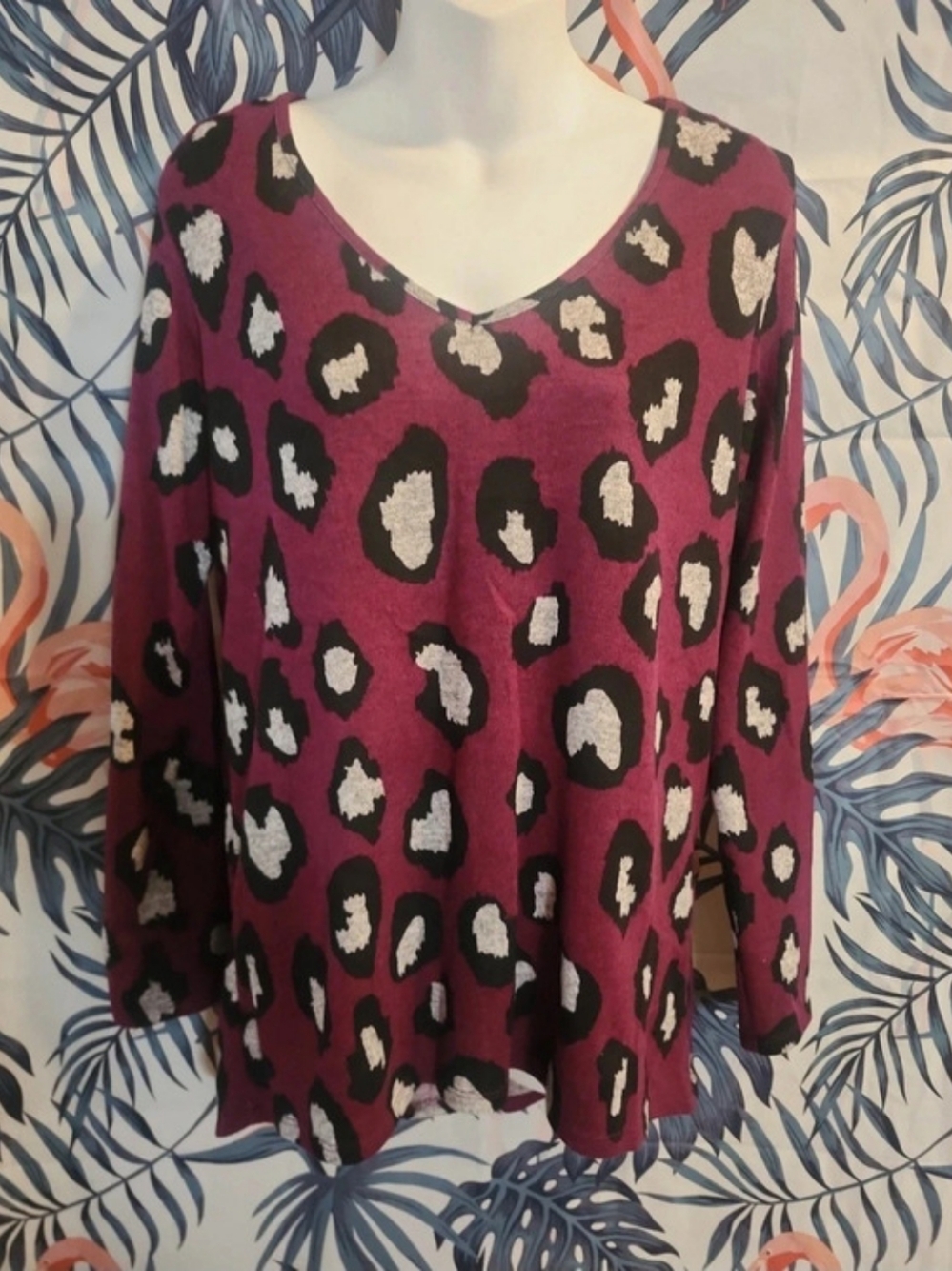 NY Collection MHAU0439 Animal Print Cardigan in Burgundy Size Medium NWT